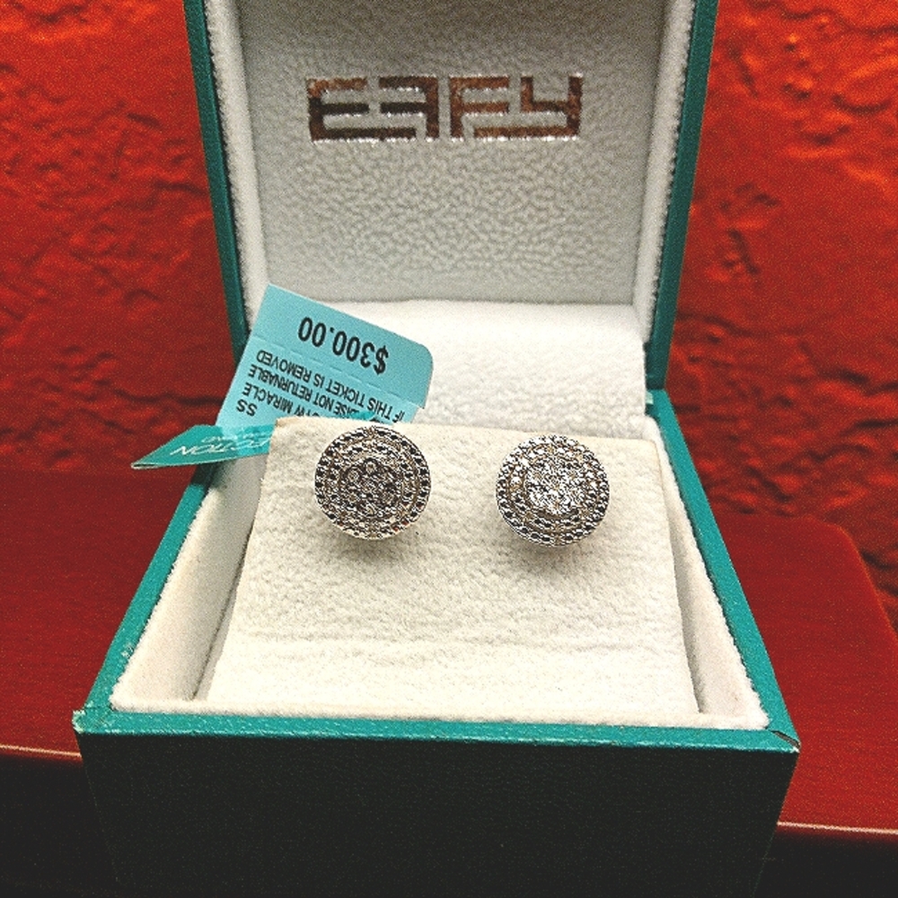 Effy 1/10 CT. S.S Diamond Earrings
